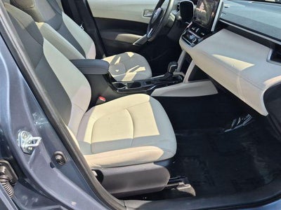 2024 Toyota Corolla Cross XLE
