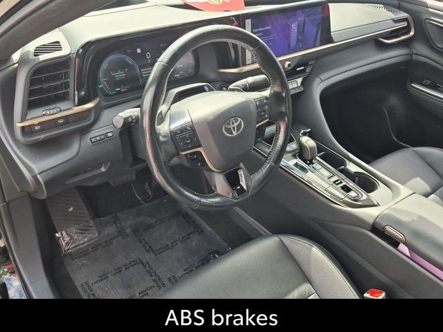 2025 Toyota Toyota Crown Platinum