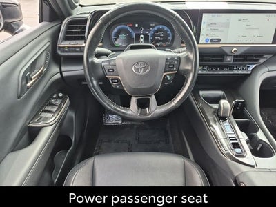 2025 Toyota Toyota Crown Platinum
