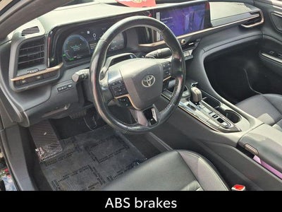 2025 Toyota Toyota Crown Platinum