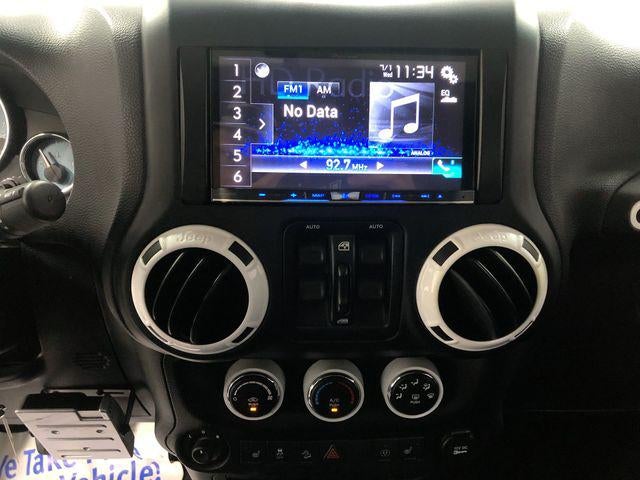 2014 Jeep Wrangler Unlimited Sahara Polar Edition