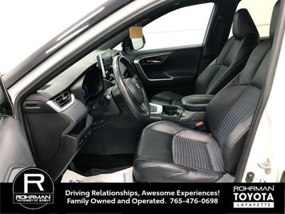 2019 Toyota RAV4 Hybrid XSE