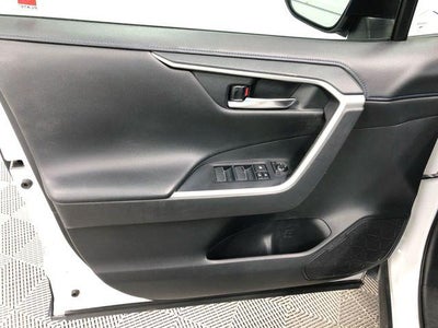 2019 Toyota RAV4 Hybrid XSE