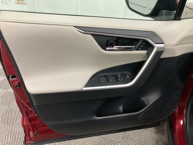 2020 Toyota RAV4 Limited