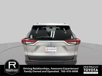 2020 Toyota RAV4 XLE