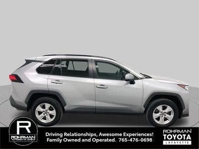 2020 Toyota RAV4 XLE