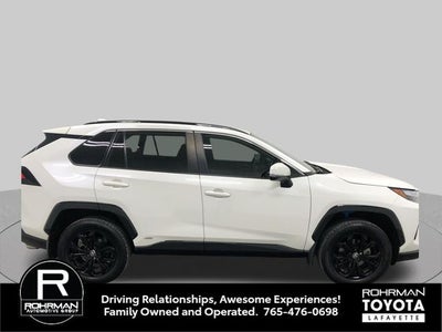 2022 Toyota RAV4 Hybrid SE