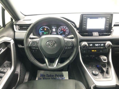 2022 Toyota RAV4 Hybrid SE