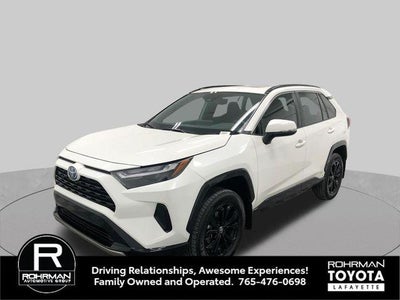 2022 Toyota RAV4 Hybrid SE