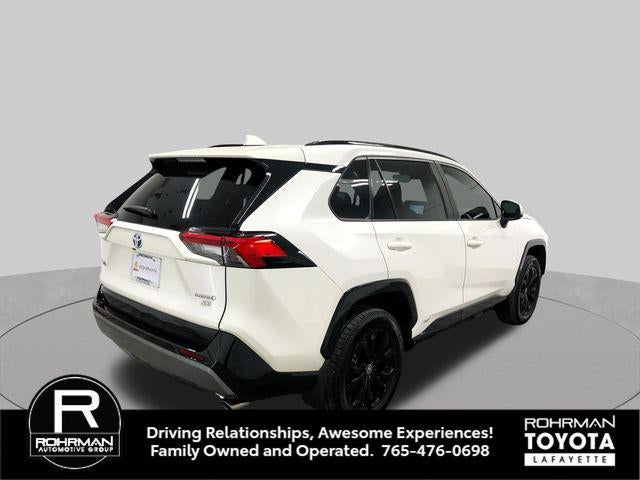 2022 Toyota RAV4 Hybrid SE
