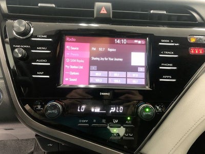 2020 Toyota Camry Hybrid LE
