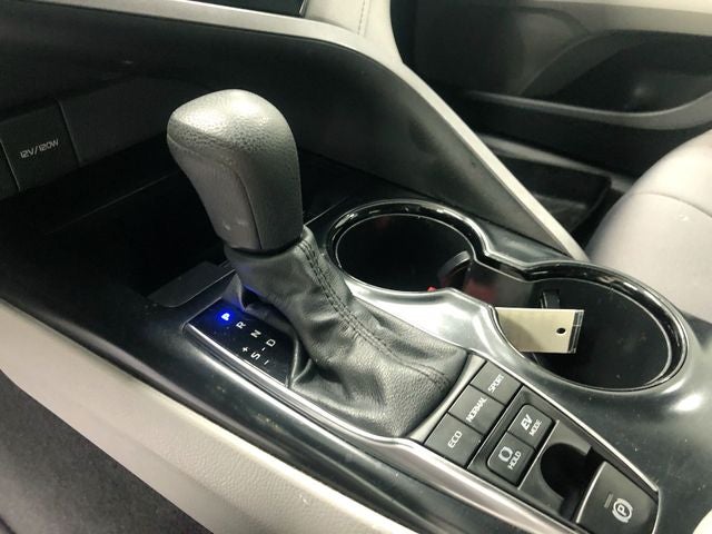 2020 Toyota Camry Hybrid LE
