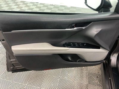 2020 Toyota Camry Hybrid LE