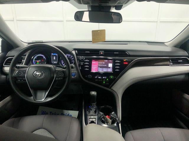 2020 Toyota Camry Hybrid LE