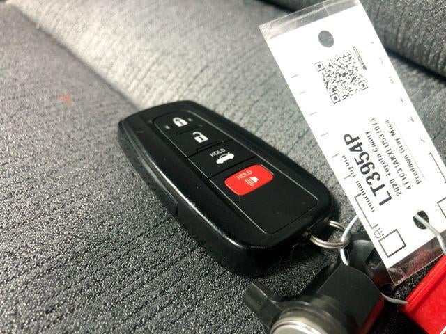 2020 Toyota Camry Hybrid LE