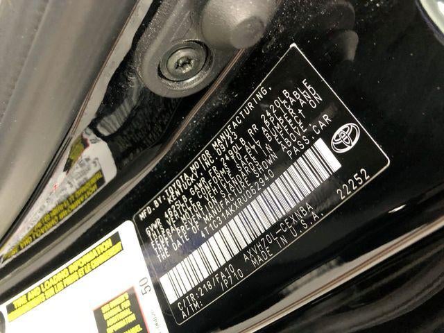 2024 Toyota Camry Hybrid LE