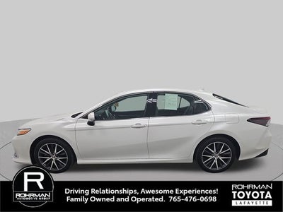 2023 Toyota Camry Hybrid XLE