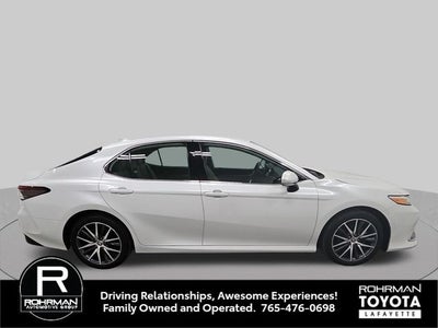 2023 Toyota Camry Hybrid XLE