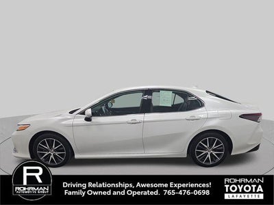 2023 Toyota Camry Hybrid XLE