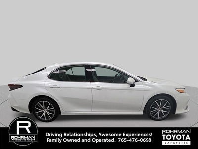 2023 Toyota Camry Hybrid XLE