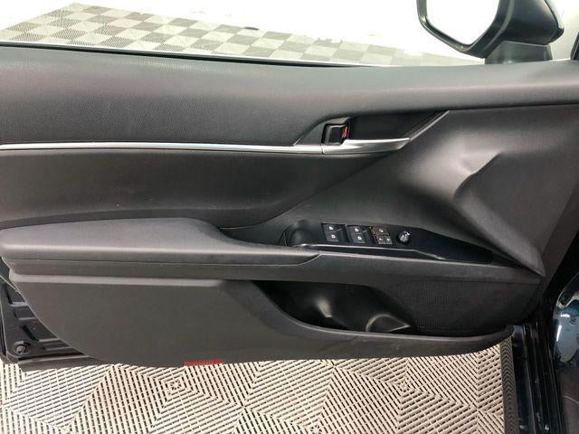 2020 Toyota Camry Hybrid LE