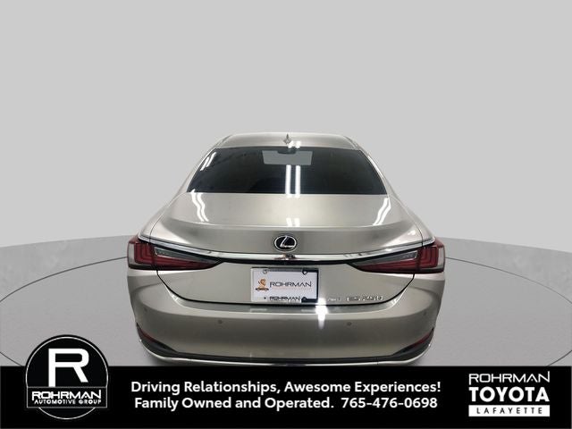 2021 Lexus ES 250
