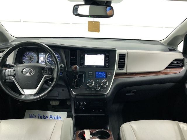 2019 Toyota Sienna Limited Premium 7 Passenger