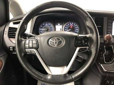 2019 Toyota Sienna Limited Premium 7 Passenger