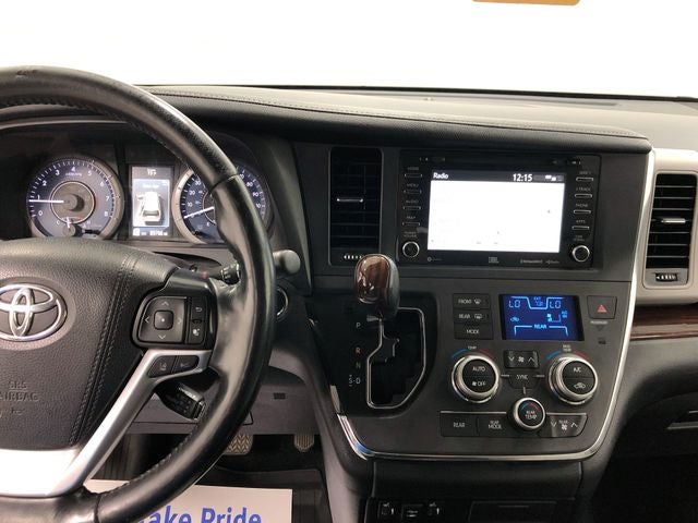 2019 Toyota Sienna Limited Premium 7 Passenger