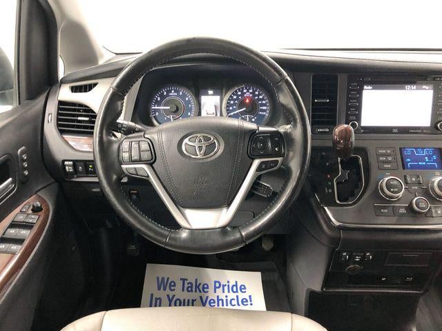 2019 Toyota Sienna Limited Premium 7 Passenger