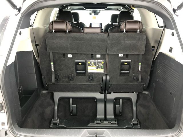 2021 Toyota Sienna Platinum 7 Passenger