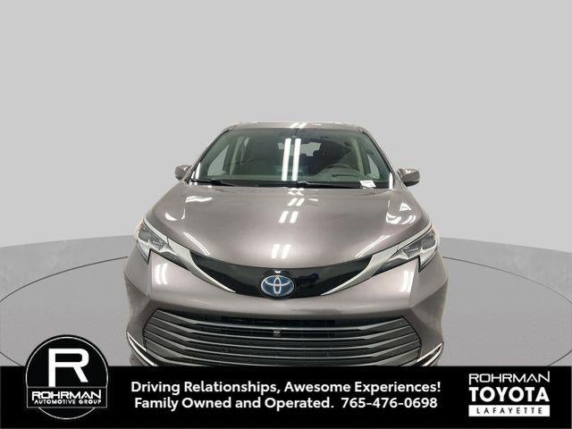 2021 Toyota Sienna Platinum 7 Passenger