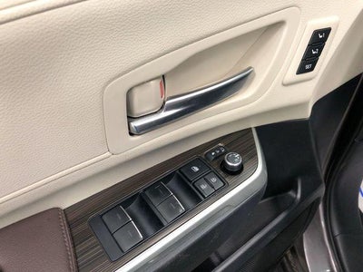 2021 Toyota Sienna Platinum 7 Passenger