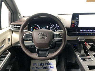 2021 Toyota Sienna Platinum 7 Passenger