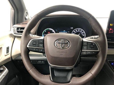 2021 Toyota Sienna Platinum 7 Passenger