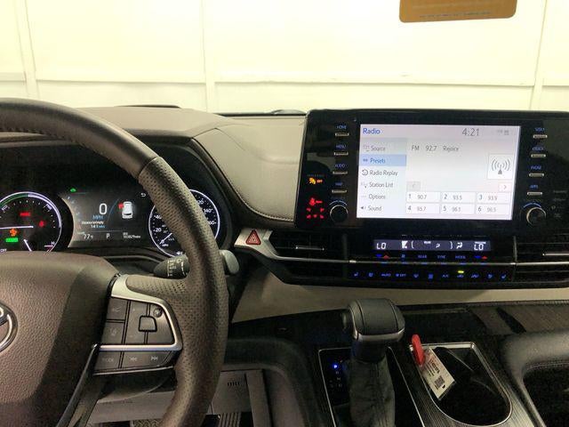 2021 Toyota Sienna Platinum 7 Passenger