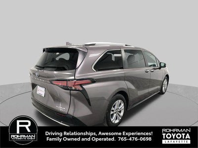 2021 Toyota Sienna Platinum 7 Passenger