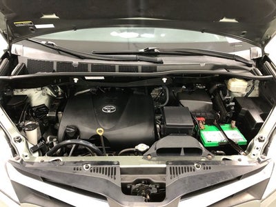 2018 Toyota Sienna LE 7 Passenger