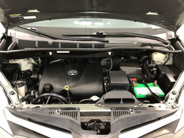 2018 Toyota Sienna LE 7 Passenger