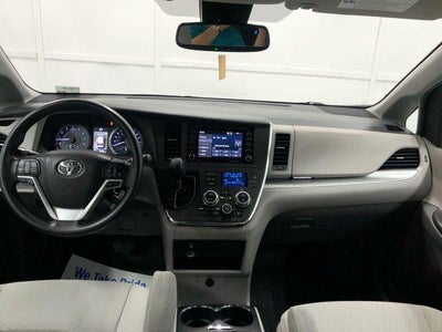 2018 Toyota Sienna LE 7 Passenger
