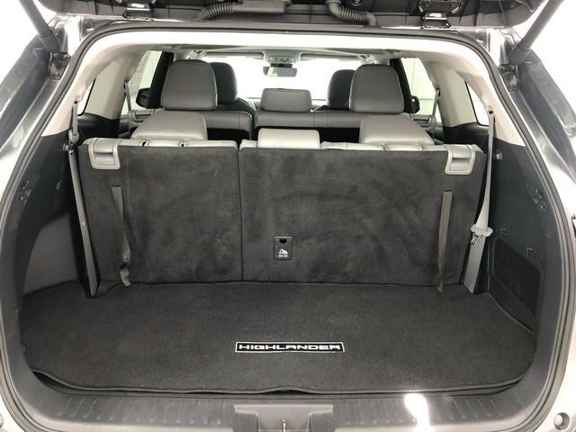 2024 Toyota Highlander Hybrid XLE