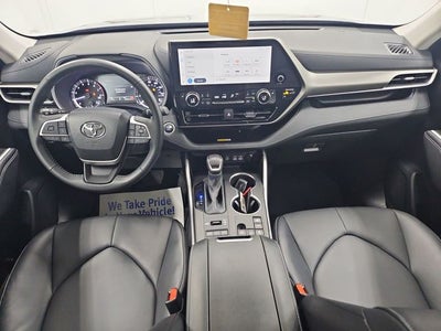 2024 Toyota Highlander XLE