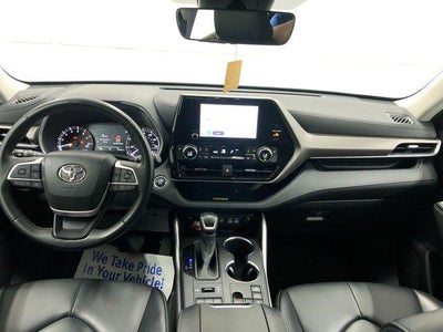 2023 Toyota Highlander XLE