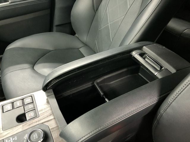 2025 Toyota Highlander Platinum