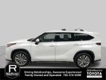 2025 Toyota Highlander Platinum