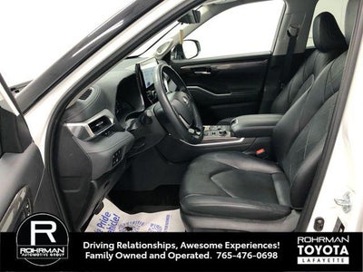 2025 Toyota Highlander Platinum