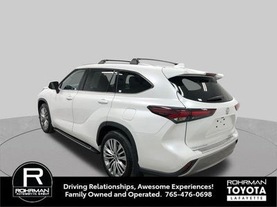2025 Toyota Highlander Platinum