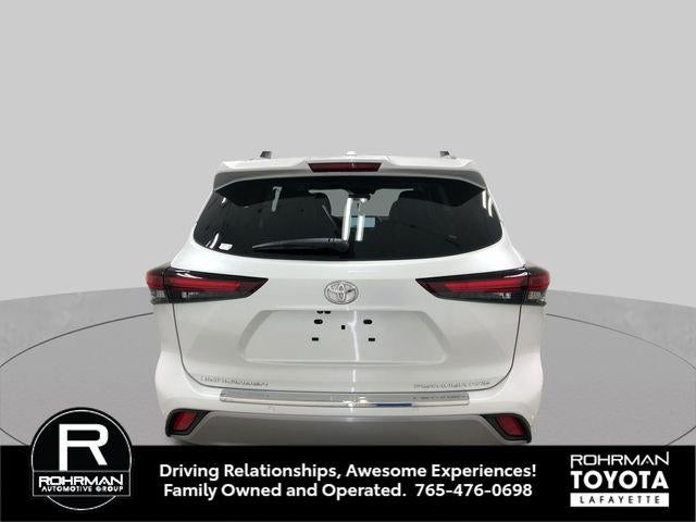 2025 Toyota Highlander Platinum
