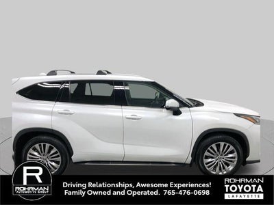 2025 Toyota Highlander Platinum