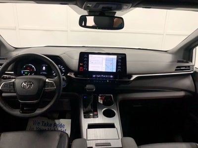 2023 Toyota Sienna XSE 7 Passenger